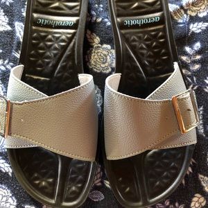 Like new blue sandals